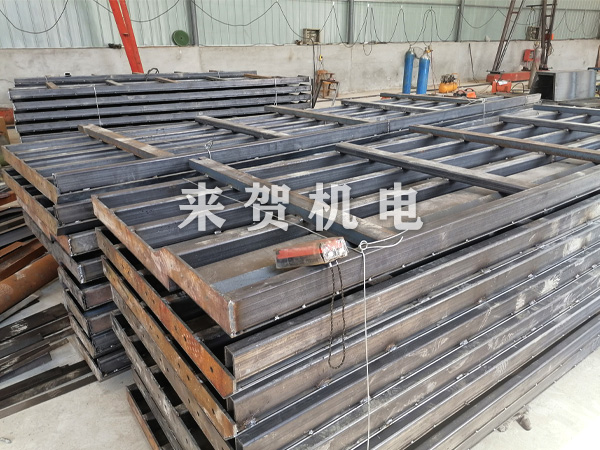 高速防撞墻鋼模具